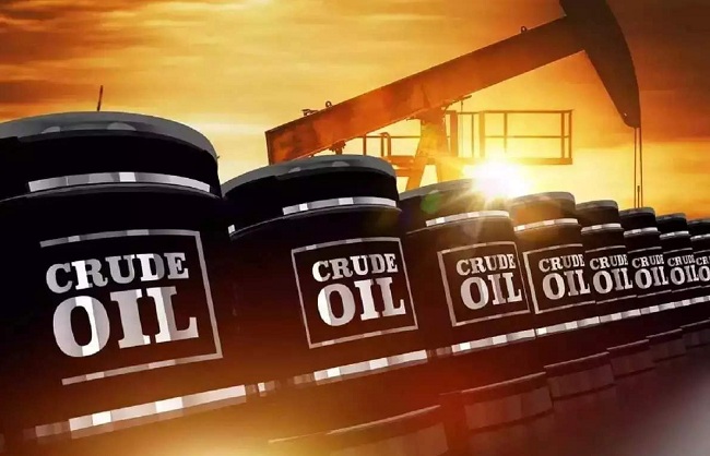  कच्चा तेल 75 डॉलर प्रति बैरल के करीब, पेट्रोल-डीजल की कीमत स्थिर