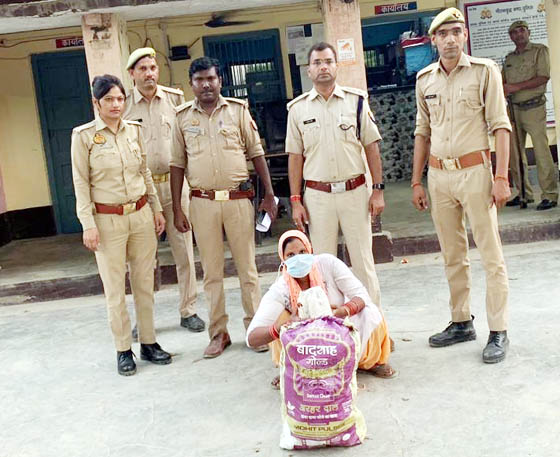 चंडीगढ़ की शराब लाकर गौतमबुद्ध नगर में करती थी तस्करी, महिला तस्कर गिरफ्तार