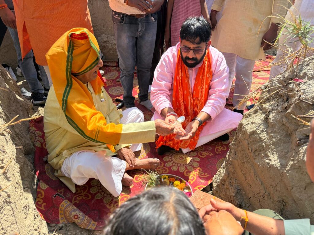 शिक्षा के क्षेत्र में नया अध्याय: विधायक ने 1.5 करोड़ की लागत से बनने वाले उच्च माध्यमिक विद्यालय का किया शिलान्यास​